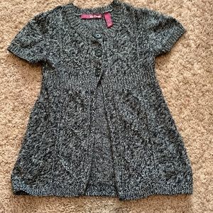 Epic Threads Button Up Sweater in Size Medium (never worn, excellent con…
